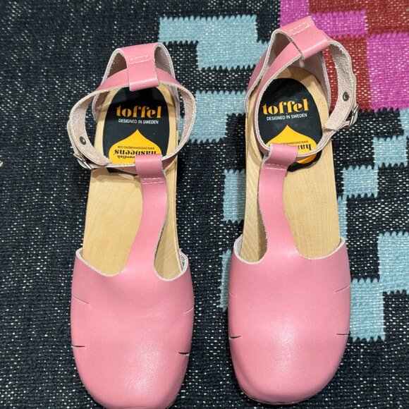 Swedish Hasbeens Baskemolla Toffel T-Strap Sandal, EU 39, Bubble Gum Pink - Picture 9 of 16